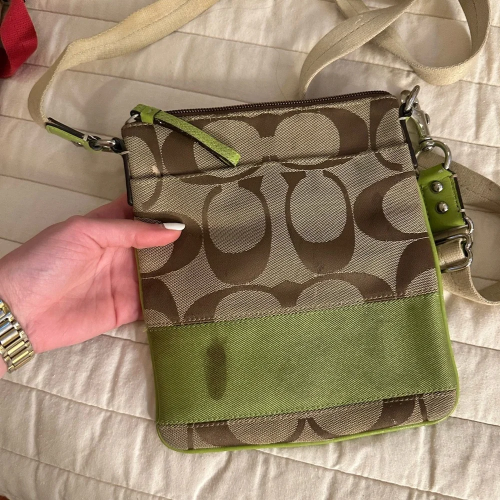 Coach Green and Pink Crossbody Bags Signature Collection - Picture 11 of 15